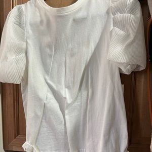 White puffy sleeve shirt— Never worn